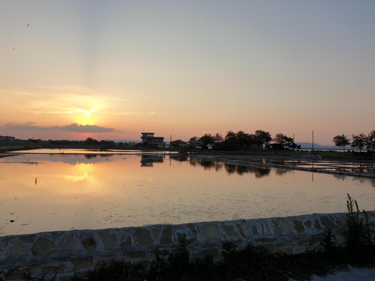 Guest House Taligarov Pomorie Kültér fotó